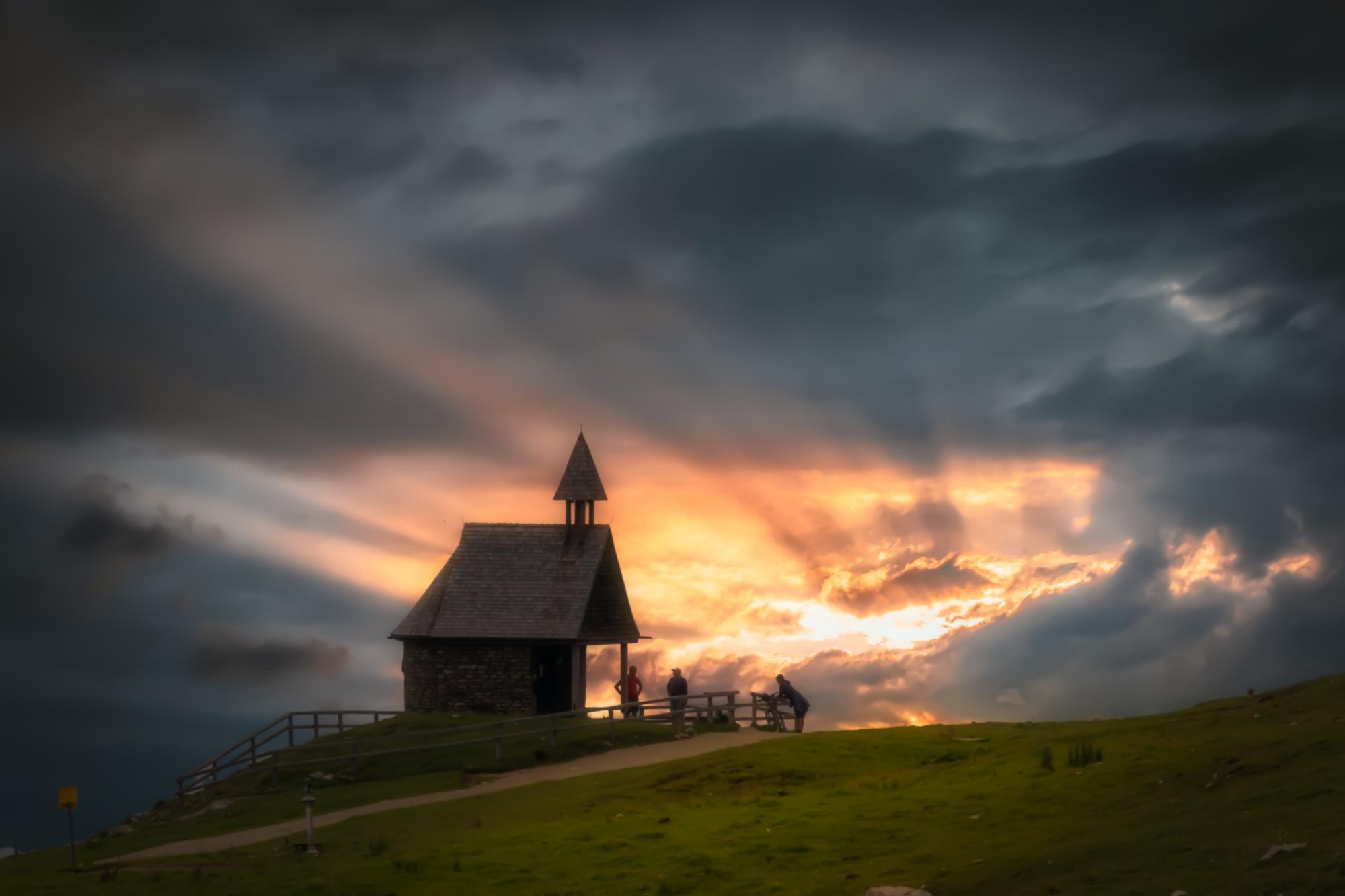 chapel-5450974_by_analogicus_pixabay_pfarrbriefservice